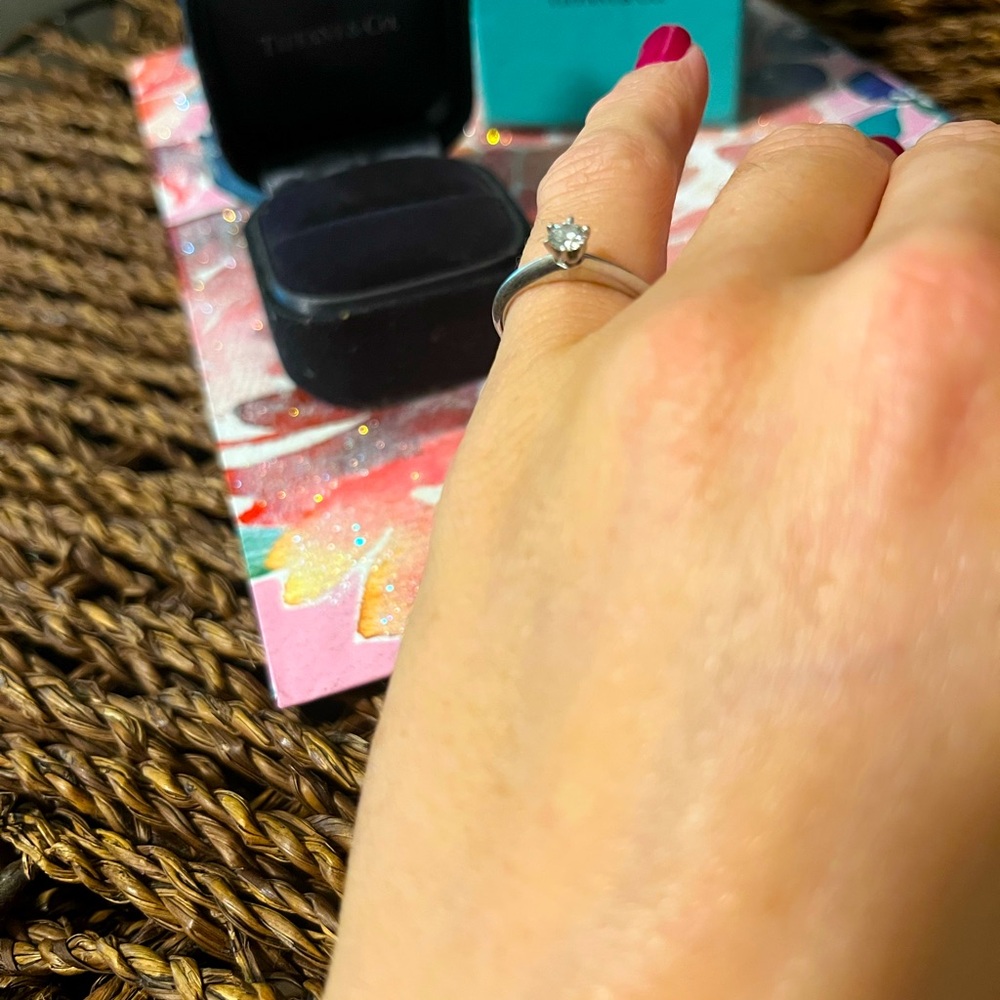 Tiffany Diamond Ring Platinum - Picture 8 of 9